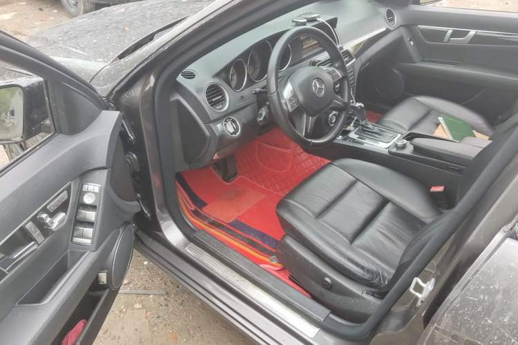 Used Mercedes-Benz C-Class 2011 C 200 CGI Fashion Model Driver Seat