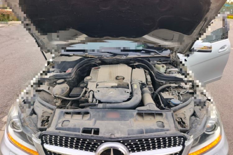 Used Mercedes-Benz C-Class 2011 C 200 CGI Fashion Model Engine Bay