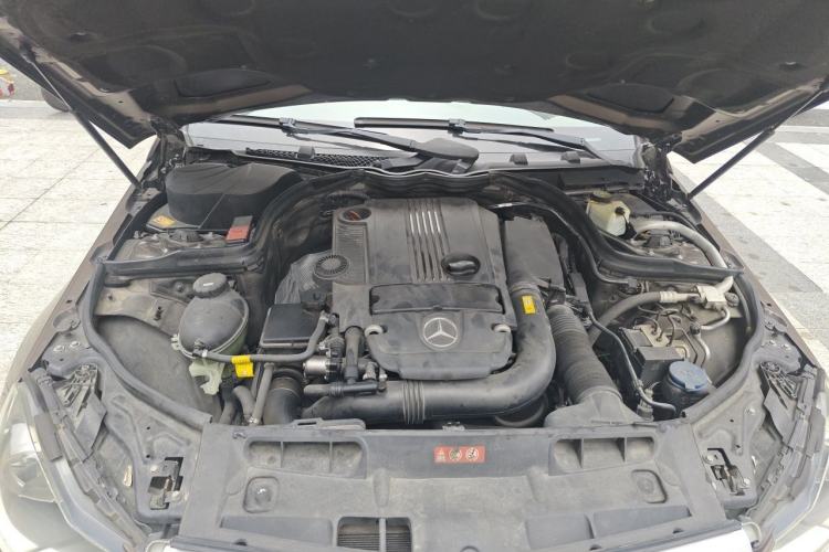 Used Mercedes-Benz C-Class 2011 C 200 Fashion Travel Edition Engine Bay