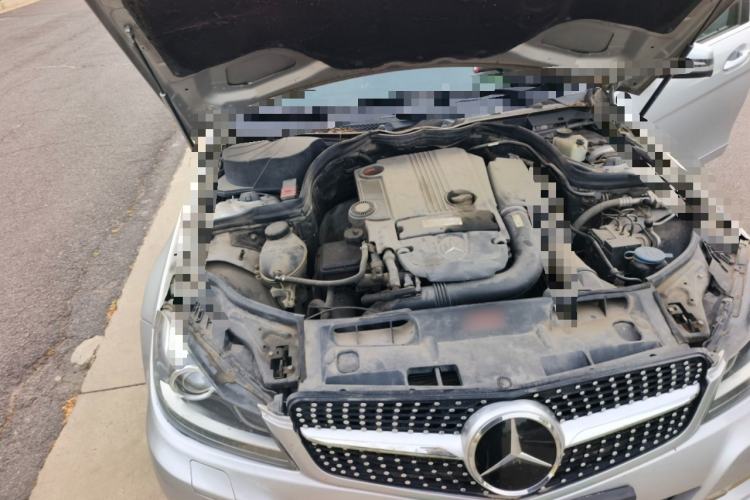 Used Mercedes-Benz C-Class 2011 C 200 CGI Fashion Model Engine Bay Right