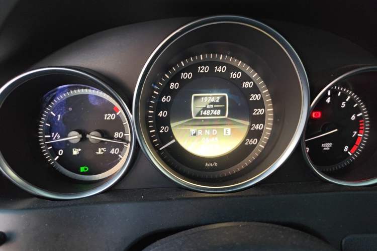 Used Mercedes-Benz C-Class 2011 C 180K Classic model Instrument Cluster