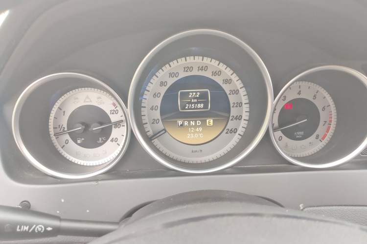 Used Mercedes-Benz C-Class 2011 C 200 CGI Fashion Model Instrument Cluster