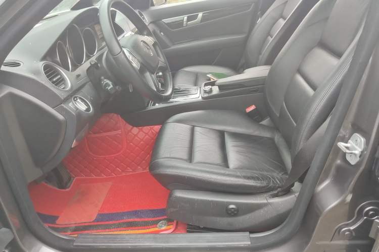 Used Mercedes-Benz C-Class 2011 C 200 CGI Fashion Model Left Front Seat