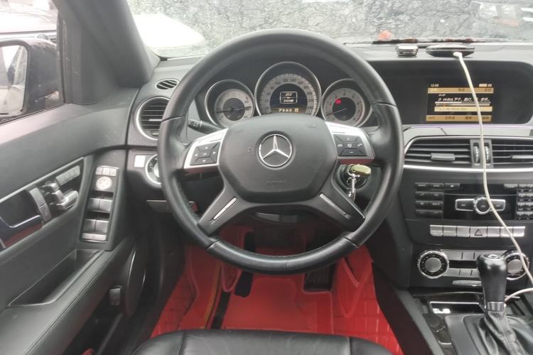 Used Mercedes-Benz C-Class 2011 C 200 CGI Fashion Model Steering Wheel