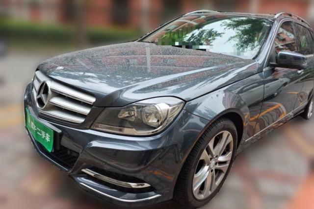 Used Mercedes-Benz C-Class 2011 C 200 Fashion Travel Edition