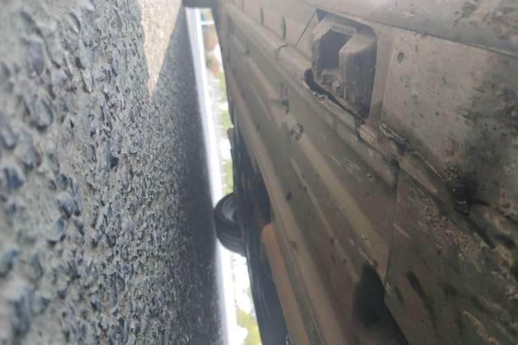 Used Mercedes-Benz C-Class 2011 C 200 Fashion Travel Edition Chassis Front Right
