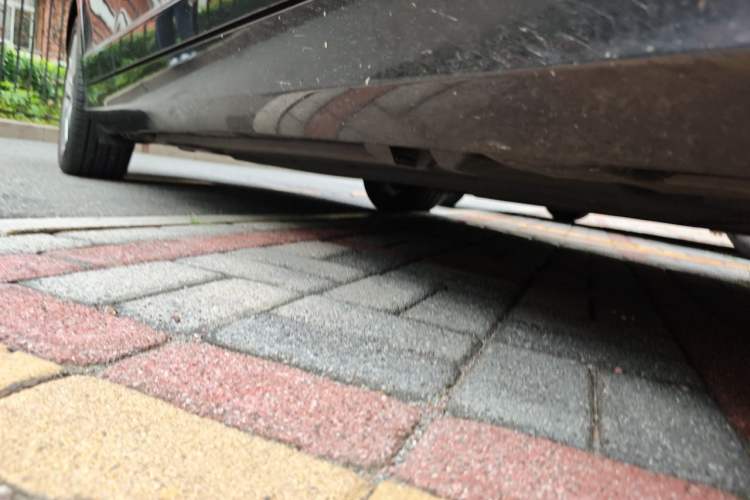 Used Mercedes-Benz C-Class 2011 C 200 Fashion Travel Edition Chassis Front Right