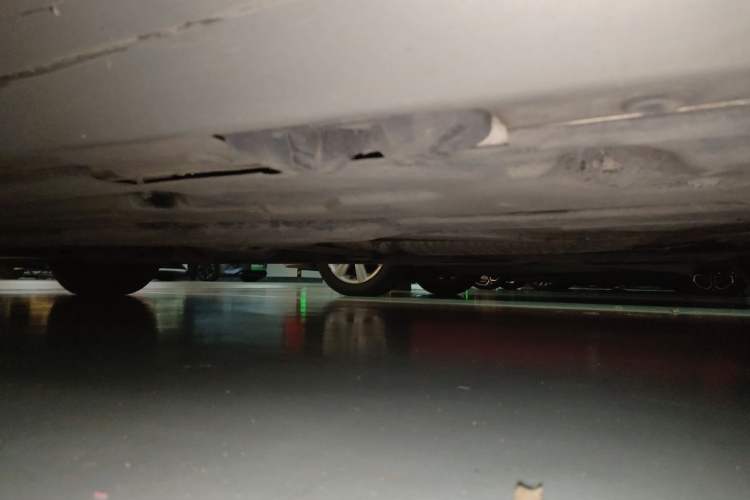 Used Mercedes-Benz C-Class 2011 C 200 CGI Elegant Model Chassis Rear Left