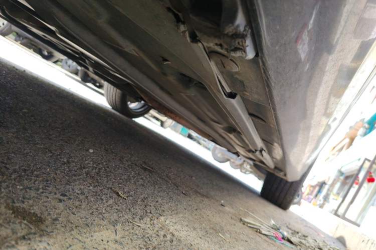Used Mercedes-Benz C-Class 2011 C 200 Fashion Travel Edition Chassis Rear Right
