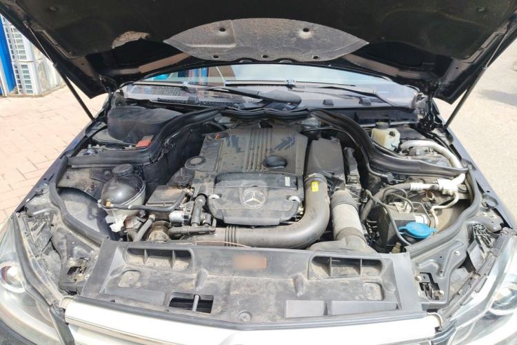 Used Mercedes-Benz C-Class 2011 C 200 Fashion Travel Edition Engine Bay