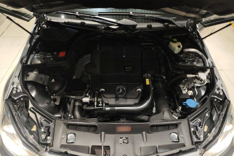 Used Mercedes-Benz C-Class 2011 C 200 Fashion Travel Edition Engine Bay