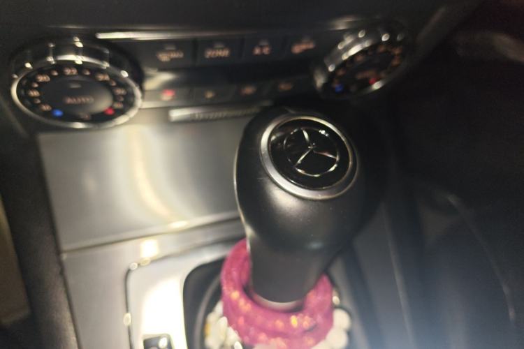 Used Mercedes-Benz C-Class 2011 C 200 Luxury Sport Touring Edition Gear Lever