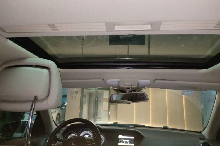 Used Mercedes-Benz C-Class 2011 C 200 CGI Elegant Model Headliner