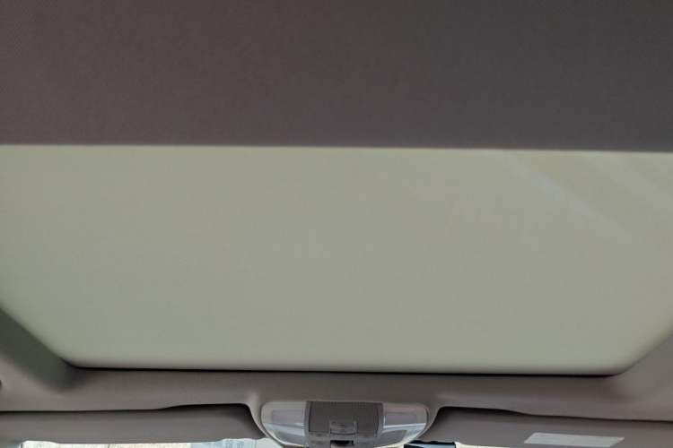 Used Mercedes-Benz C-Class 2011 C 200 Fashion Travel Edition Headliner