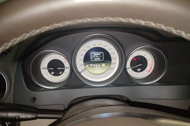 Used Mercedes-Benz C-Class 2011 C 200 CGI Elegant Model Instrument Cluster