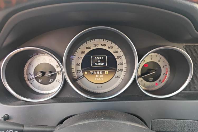 Used Mercedes-Benz C-Class 2011 C 200 CGI Fashion Model Instrument Cluster