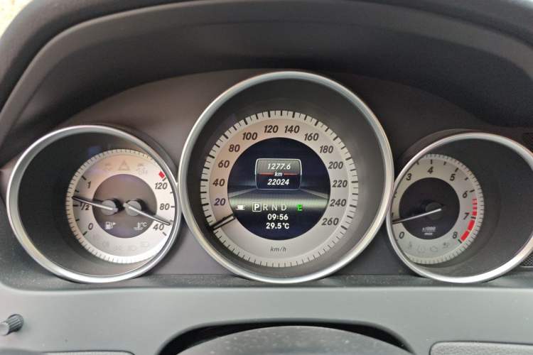 Used Mercedes-Benz C-Class 2011 C 200 Fashion Travel Edition Instrument Cluster