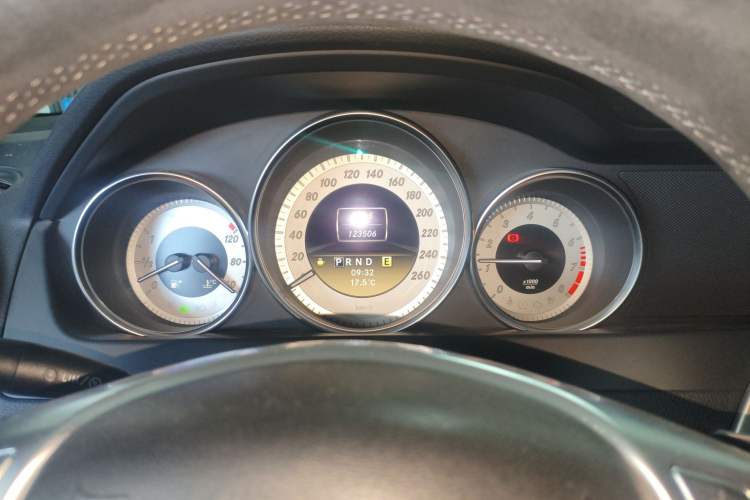 Used Mercedes-Benz C-Class 2011 C 200 Luxury Sport Touring Edition Instrument Cluster