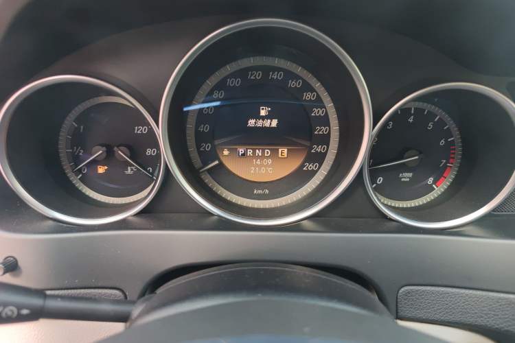 Used Mercedes-Benz C-Class 2011 C 180K Classic model Instrument Cluster