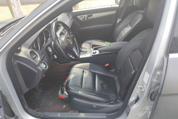 Used Mercedes-Benz C-Class 2011 C 200 Fashion Travel Edition Left Front Seat