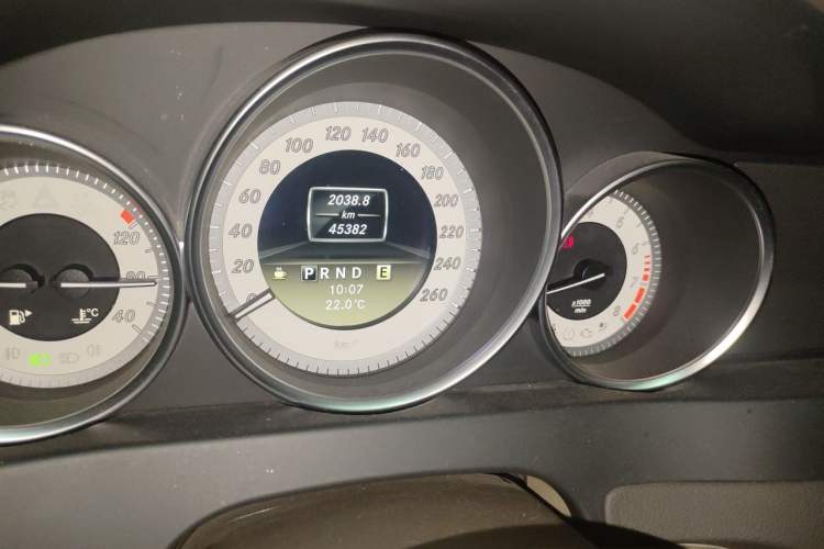 Used Mercedes-Benz C-Class 2011 C 200 CGI Elegant Model Odometer Close Up