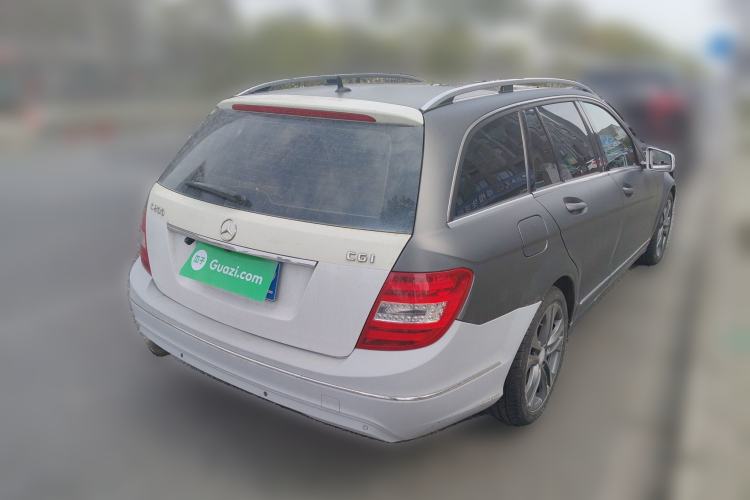 Used Mercedes-Benz C-Class 2011 C 200 Fashion Travel Edition Rear Right 45 Deg