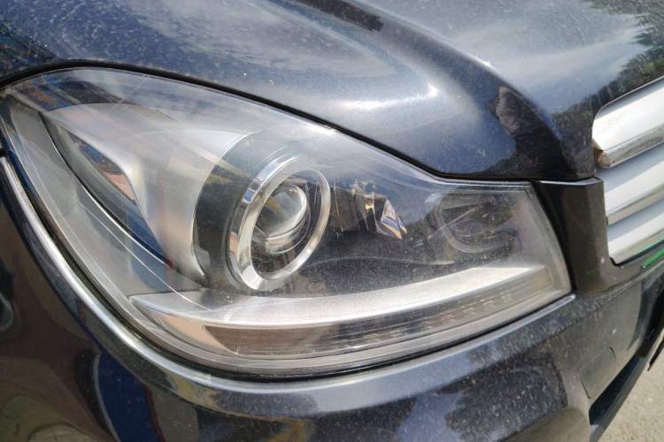 Used Mercedes-Benz C-Class 2011 C 200 Fashion Travel Edition Right Front Headlight