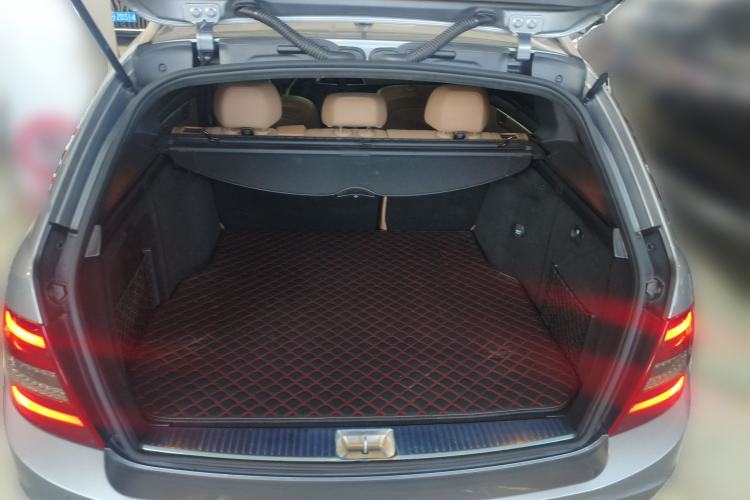 Used Mercedes-Benz C-Class 2011 C 200 Luxury Sport Touring Edition Trunk