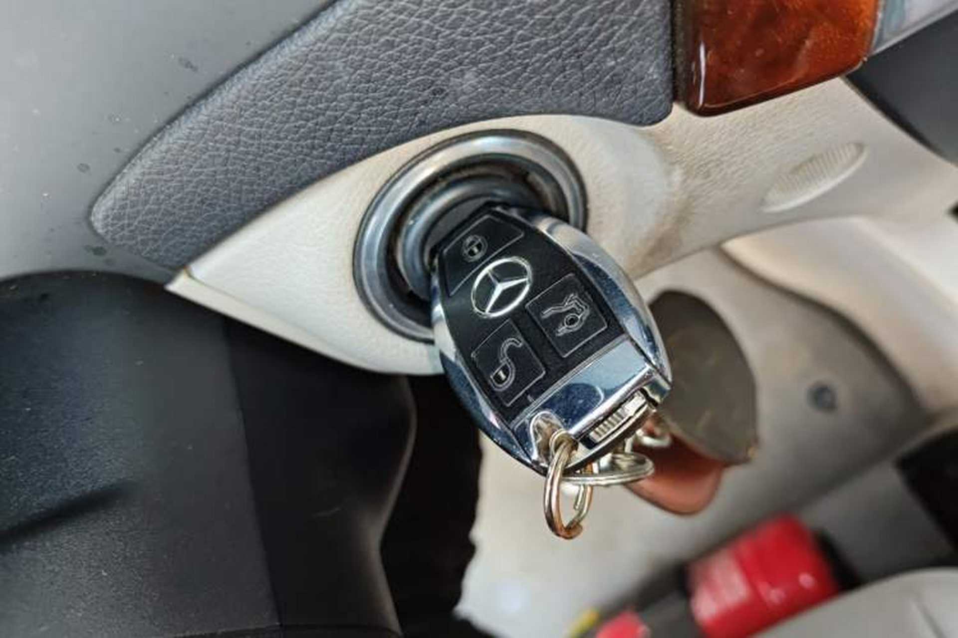 Used Mercedes-Benz C-Class 2011 C 200 CGI Elegant Model Vehicle Key