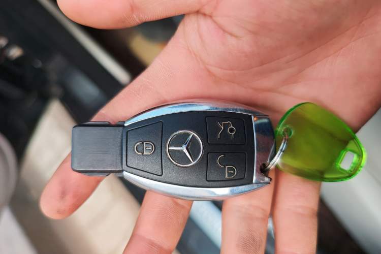 Used Mercedes-Benz C-Class 2011 C 180K Classic model Vehicle Key