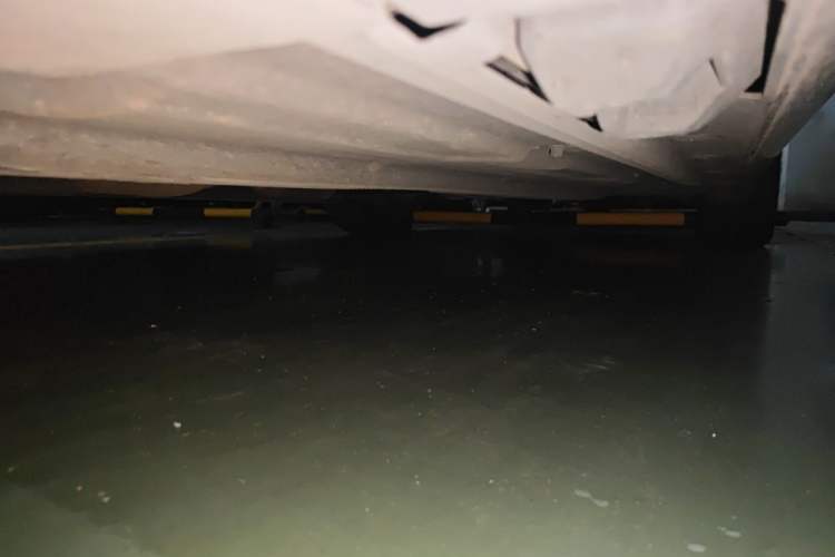 Used Mercedes-Benz C-Class 2011 C 200 CGI Fashion Model Chassis Front Left