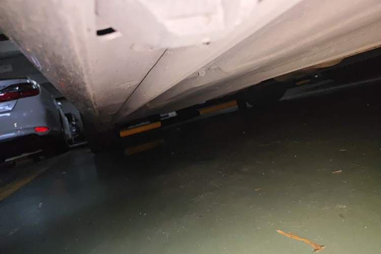 Used Mercedes-Benz C-Class 2011 C 200 CGI Fashion Model Chassis Front Right