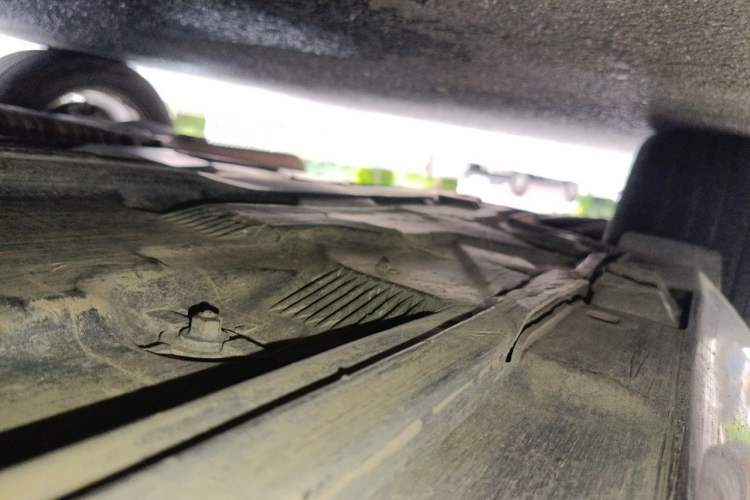 Used Mercedes-Benz C-Class 2011 C 180K Classic model Chassis Rear Right
