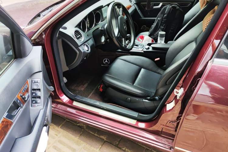 Used Mercedes-Benz C-Class 2011 C 200 CGI Elegant Model Driver Seat