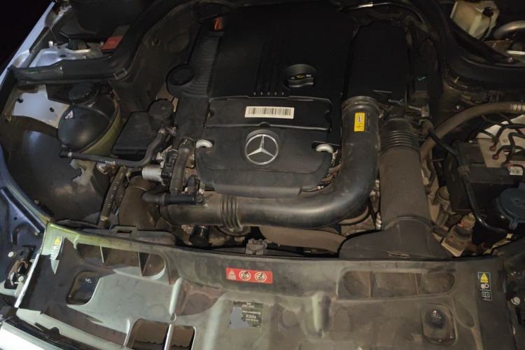 Used Mercedes-Benz C-Class 2011 C 200 CGI Fashion Model Engine Bay