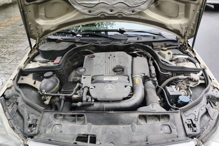 Used Mercedes-Benz C-Class 2011 C 200 CGI Elegant Model Engine Bay