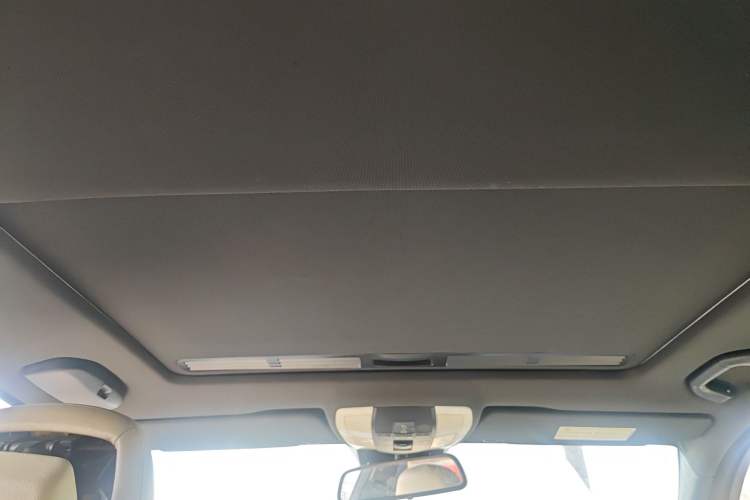 Used Mercedes-Benz C-Class 2011 C 200 CGI Fashion Model Headliner