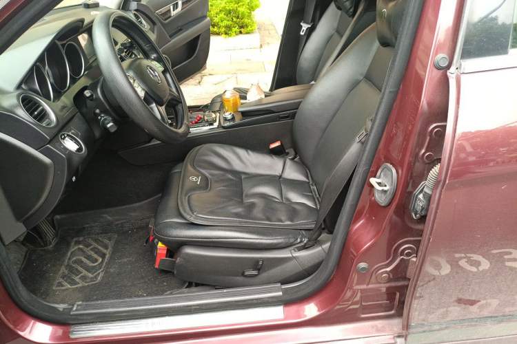 Used Mercedes-Benz C-Class 2011 C 180K Classic model Left Front Seat