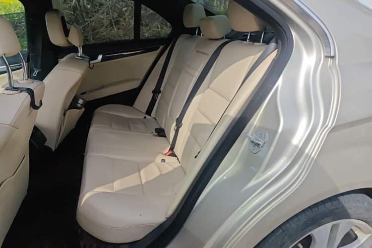 Used Mercedes-Benz C-Class 2011 C 200 CGI Fashion Model Left Rear Seat