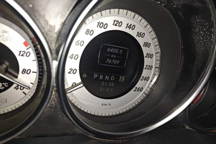 Used Mercedes-Benz C-Class 2011 C 200 CGI Fashion Model Odometer Close Up