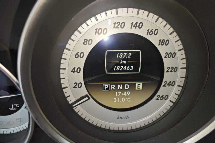 Used Mercedes-Benz C-Class 2011 C 200 Luxury Sport Touring Edition Odometer Close Up