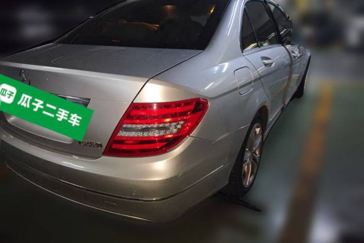 Used Mercedes-Benz C-Class 2011 C 200 CGI Fashion Model Rear Right 45 Deg