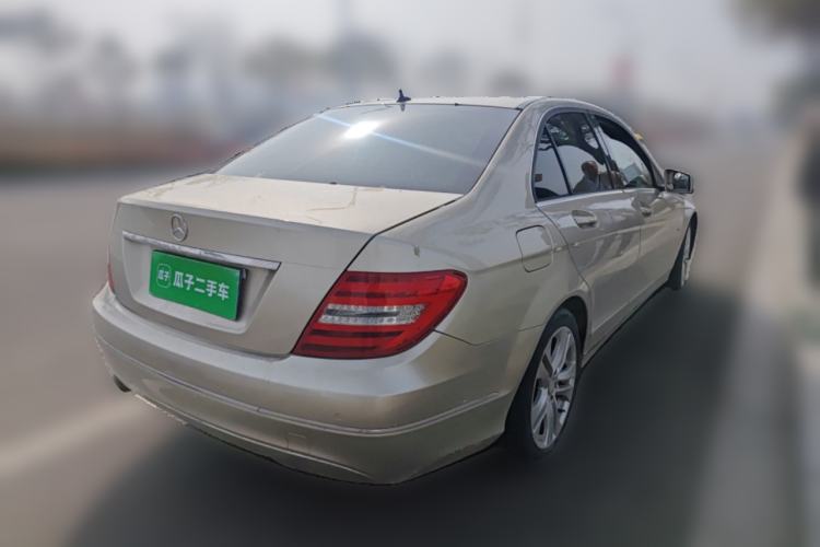 Used Mercedes-Benz C-Class 2011 C 200 CGI Fashion Model Rear Right 45 Deg