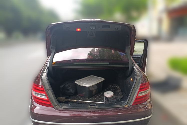 Used Mercedes-Benz C-Class 2011 C 180K Classic model Trunk