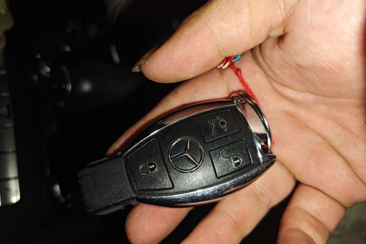 Used Mercedes-Benz C-Class 2011 C 200 CGI Fashion Model Vehicle Key