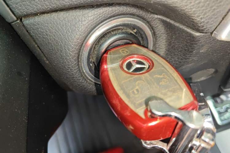 Used Mercedes-Benz C-Class 2011 C 200 Luxury Sport Touring Edition Vehicle Key