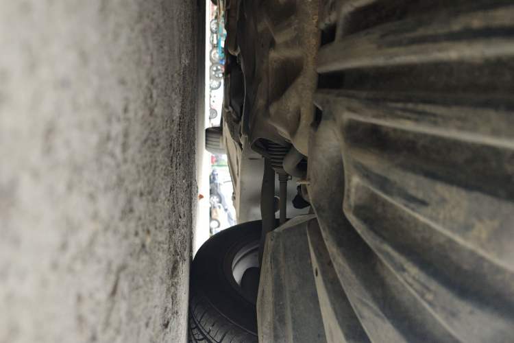 Used Mercedes-Benz C-Class 2011 C 180K Classic model Chassis Front Left