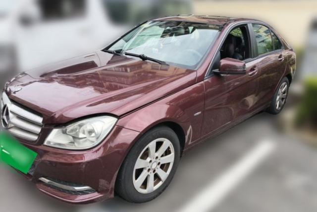 Used Mercedes-Benz C-Class 2011 C 180K Classic model