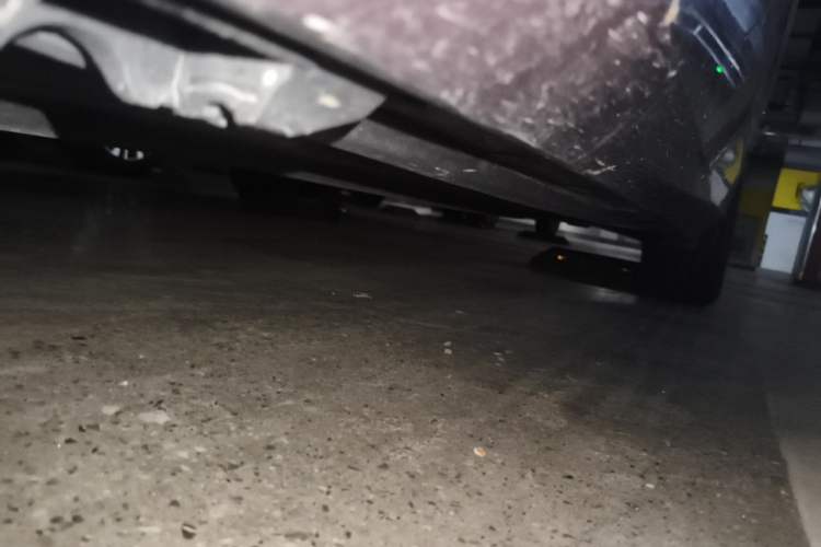 Used Mercedes-Benz C-Class 2011 C 200 CGI Fashion Model Chassis Front Left