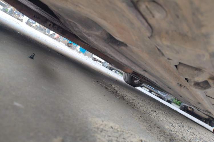 Used Mercedes-Benz C-Class 2011 C 180K Classic model Chassis Front Left